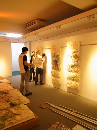 20111006參展藝術家-劉文瑄佈展