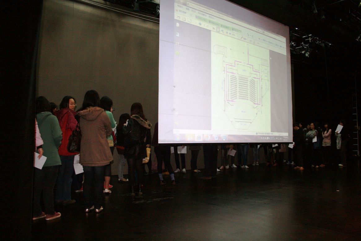 1000302 劇場組-介紹視聽館空間設備