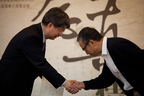 駐校開幕記者會